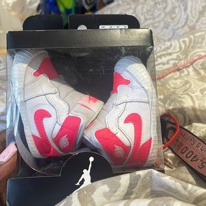 Brand new never worn 3c soft bottom